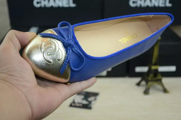 CHANEL Shallow mouth flat shoes Women--086